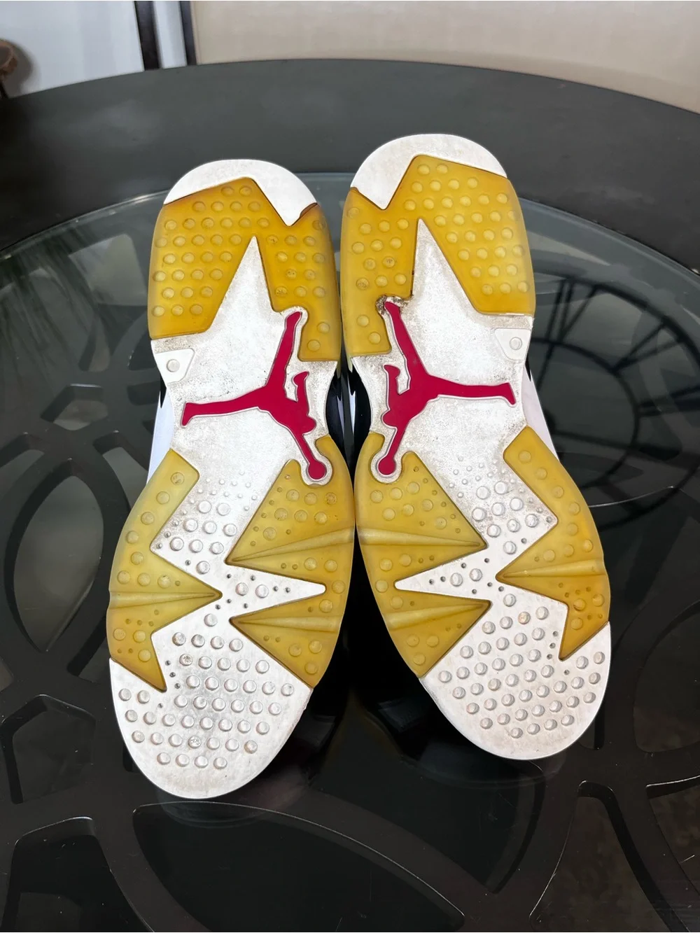 Nike Air Jordan 6 Retro OG Mid Carmine Men's Sz 11.5